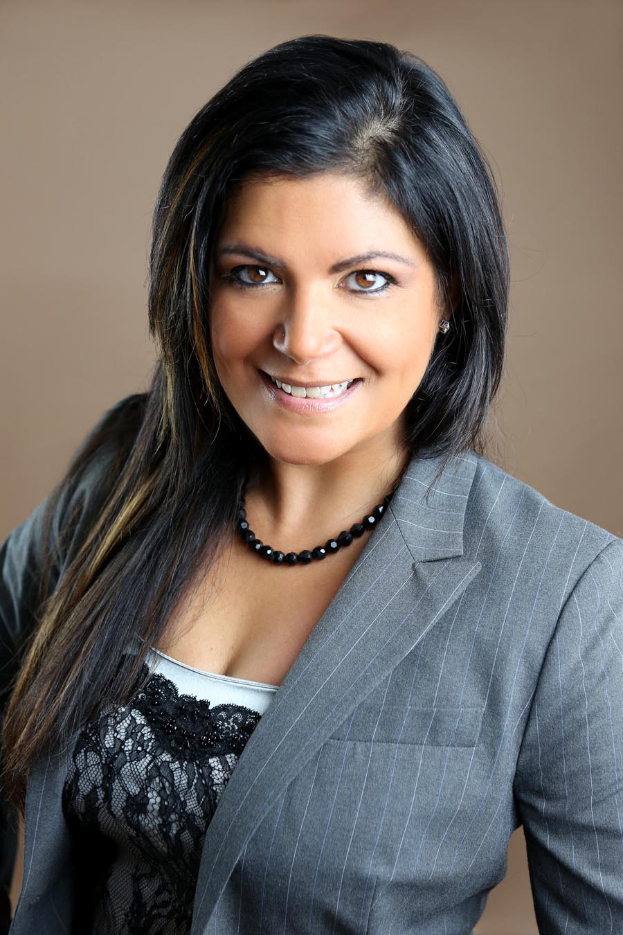Suzie Coronel photo